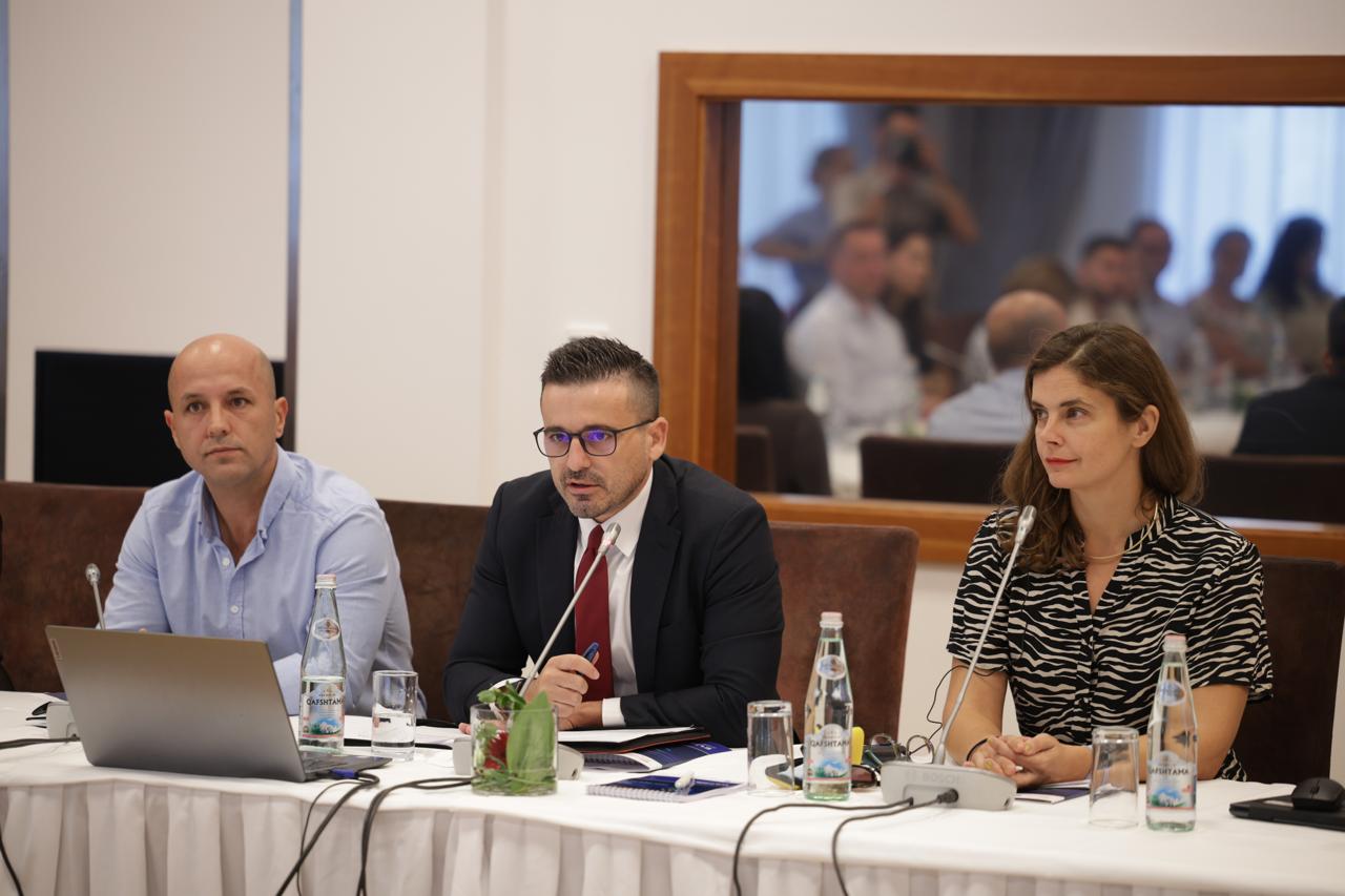 Round Table mit deutschen Unternehmen in Albanien: Zollreformen im Fokus